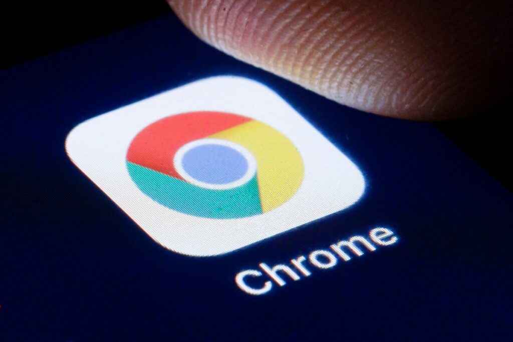Chrome is testing an option to enable bottom-placed address bar on iOS